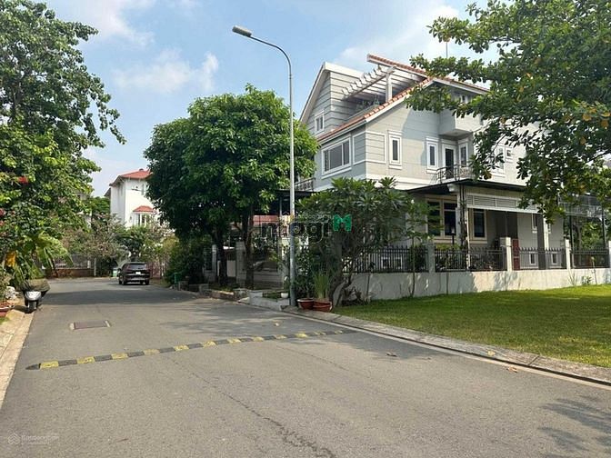 Hình ảnh Bán đất khu Compound Thảo Điền 2, DT 16*21m, DTCN 330m2, Giá 75 tỷ.