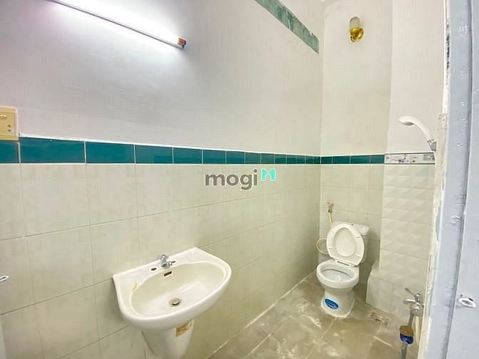 Hình ảnh Cho thuê căn CHDV có gác Ban công lớn-Tân Bình 35m2