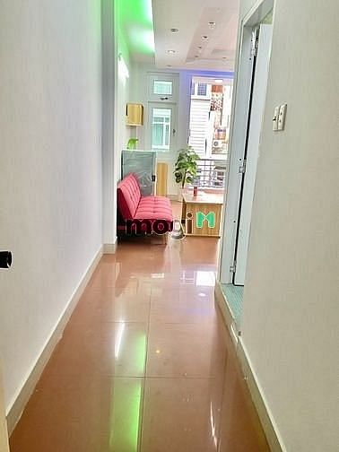 Hình ảnh cho thuê 1 phòng duy nhất full nội thất có ban công KV Tân Bình