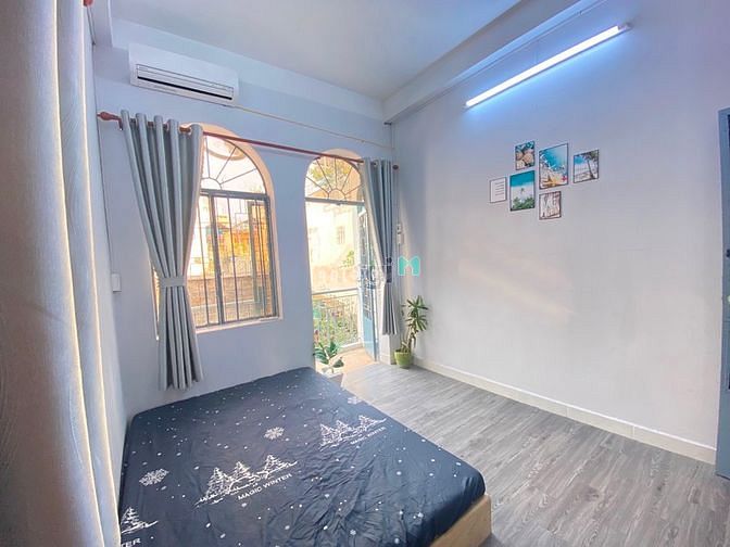 Hình ảnh cho thuê nguyên tầng ban công 1pn giá mềm