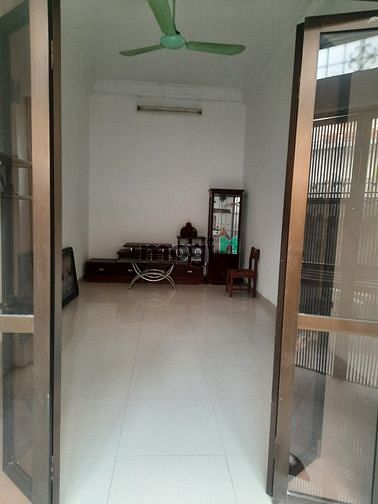 Hình ảnh Cho thuê nhà riêng Ngõ 89 Đương Lạc Long Quân