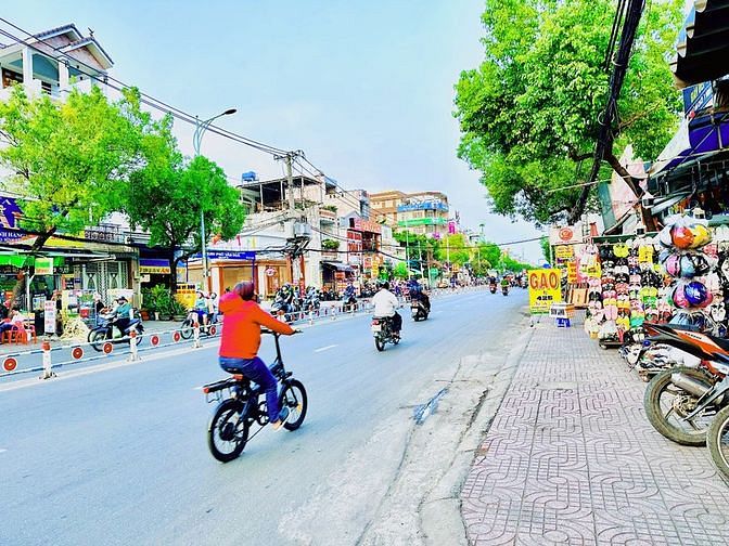Hình ảnh Cho Thuê Nhà Mặt Tiền 374A Lê Văn Quới, Q.Bình Tân