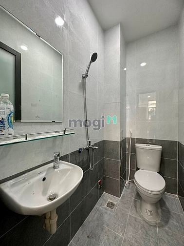 Hình ảnh CHDV Full nội thất gần siêu thị E-mart Phạm Văn Đồng