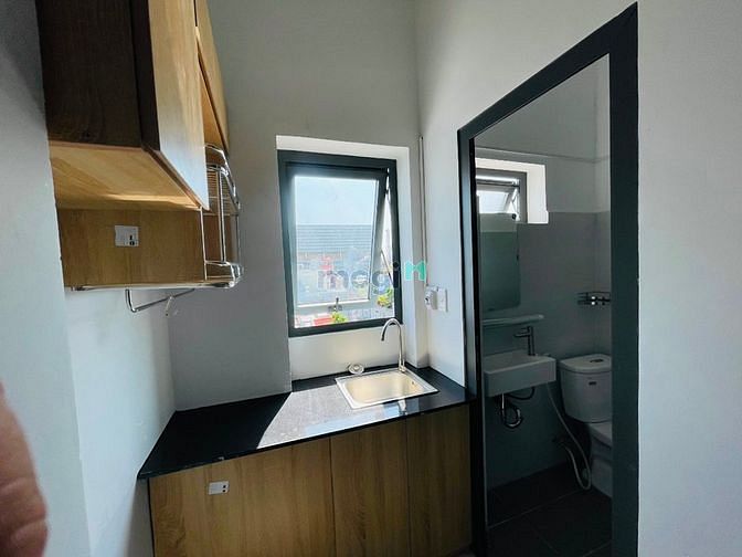 Hình ảnh Studio cửa sổ thoáng gió- Thang máy- hầm xe- Q10- Gần Vạn Hạnh Mall
