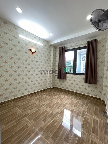 Hình ảnh Cần bán gấp nhà 2 tỉ 7 diện tích 23m2