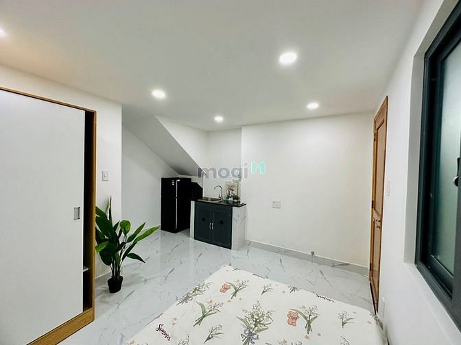 Hình ảnh CHDV Full nội thất gần siêu thị E-mart Phạm Văn Đồng