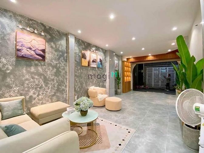 Hình ảnh SIÊU PHẨM VILLA - NỘI THẤT CAO CẤP! ⚜️Vị tri: Bùi Xuân Phái, Tân Phú