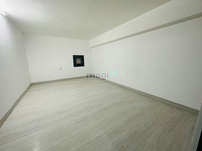 Hình ảnh CHDV cao cấp Phó Đức Chính quận 1