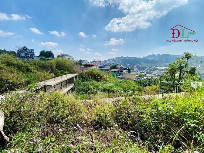 Hình ảnh Cho thuê đất mặt tiền Triệu Việt Vương P4 Đà Lạt Gần Hồ Tuyền Lâm