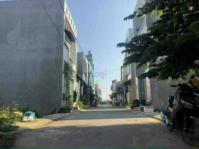 Hình ảnh 🔥 Cắt Lỗ 400 triệu Bán Lô Đất Ngay Vinhomes Q9