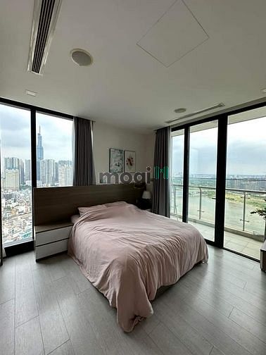 Hình ảnh Vinhomes Golden River Ba Son 79.3m2 2PN tòa Aqua 4 nội thất cao cấp
