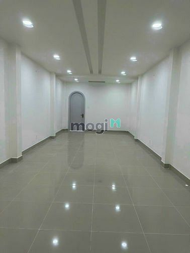 Hình ảnh Nhà 3 lầu mặt tiền sầm uất đường Phan Văn Trị