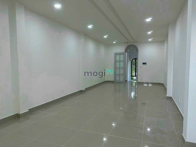 Hình ảnh Nhà 3 lầu mặt tiền sầm uất đường Phan Văn Trị