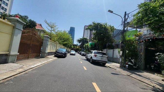Hình ảnh Bán 108m2 Đất MT Đường 7m5 Ba Đình Q. Hải Châu, Đối Diện Công An TP