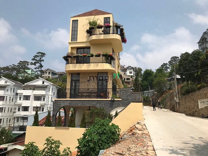 Hình ảnh Lô đất biệt thự 326m2, View đẹp đồi thông, đường Khe Sanh, TP Đà Lạt