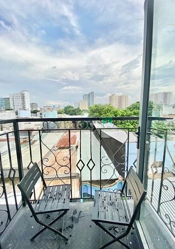 Hình ảnh cho thuê phòng ngay cộng hoà có ban công giá rẻ