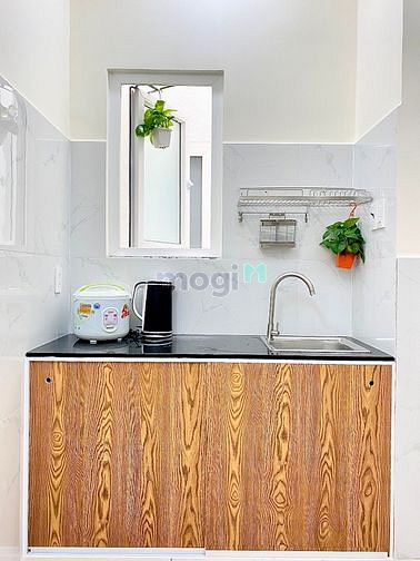Hình ảnh Cho thuê CHDV gần Học Viện Cán Bộ tại Chu Văn An