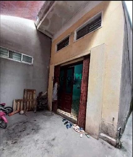 Hình ảnh bán đất tặng nhà 2 tầng 80m2 ngõ thoáng sáng ô tô đỗ cổng chỉ tỷ75
