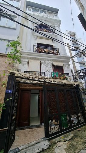 Hình ảnh Phòng ban công, có thang máy ngay bờ kè HOÀNG SA, QUẬN 1