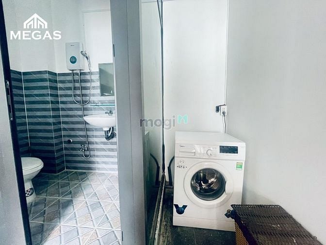 Hình ảnh CHDV_2PHÒNG NGỦ_BAN CÔNG Siêu Thoáng_Full Nội Thất_Địa Biên Phủ_Quận 1