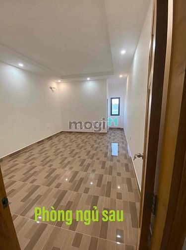 Hình ảnh Bán nhà 5 tầng mới xây 100% Hẻm 98 Bình Trị Đông Bình Tân