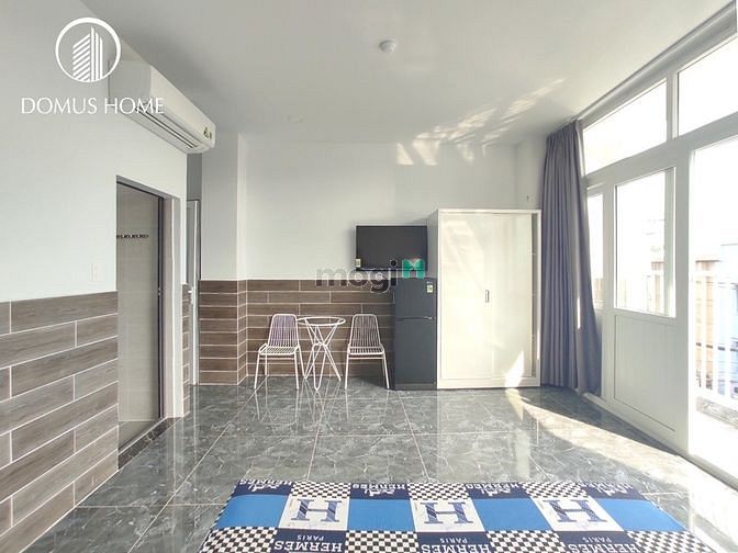 Hình ảnh Trống phòng studio ban công rộng 30m2 gần chợ Tân Quy Quận 7