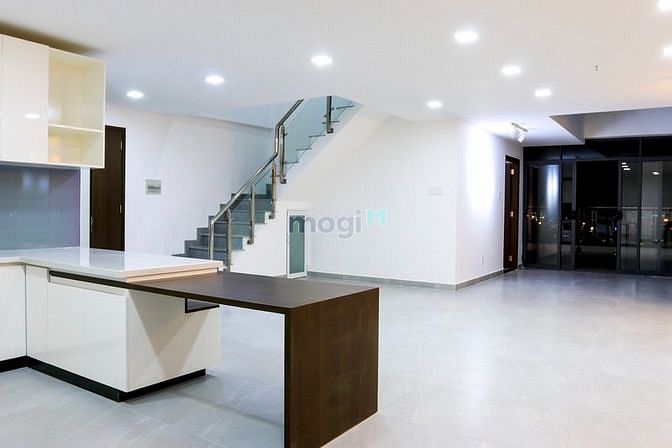 Hình ảnh BÁN CĂN DUPLEX 180m2 tầng 21 BayhienTower