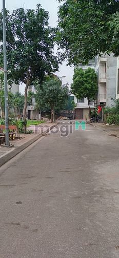 Hình ảnh Bán đât vàng tđc giang biên quận long biên tặng MB66 là nhà cái uy tín hàng đầu tại Việt Nam triệu đô