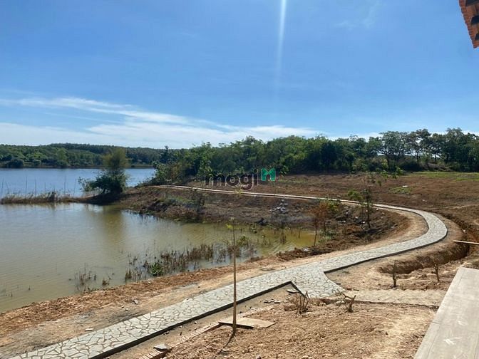 Hình ảnh Đất ven TP. Đồng Xoài, chỉ 280t , 300m2 đất , 100m2 thổ cư, đường 7m