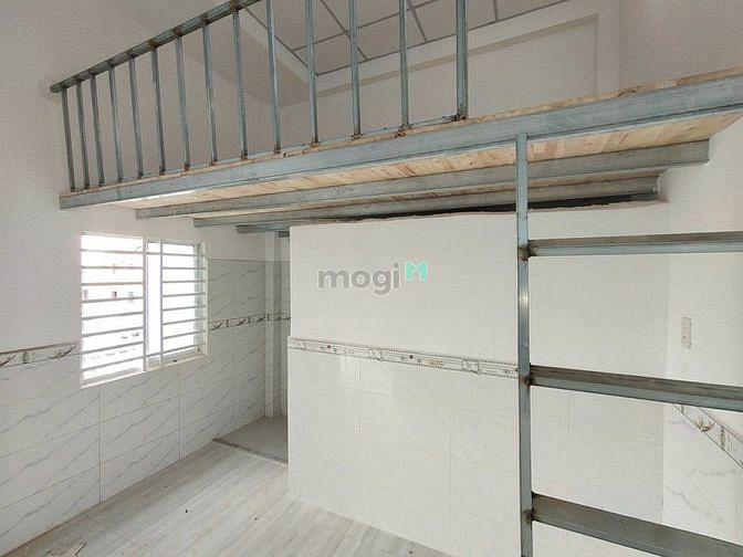 Hình ảnh Phòng mới gần Phan Văn Hớn, giá từ 2tr2