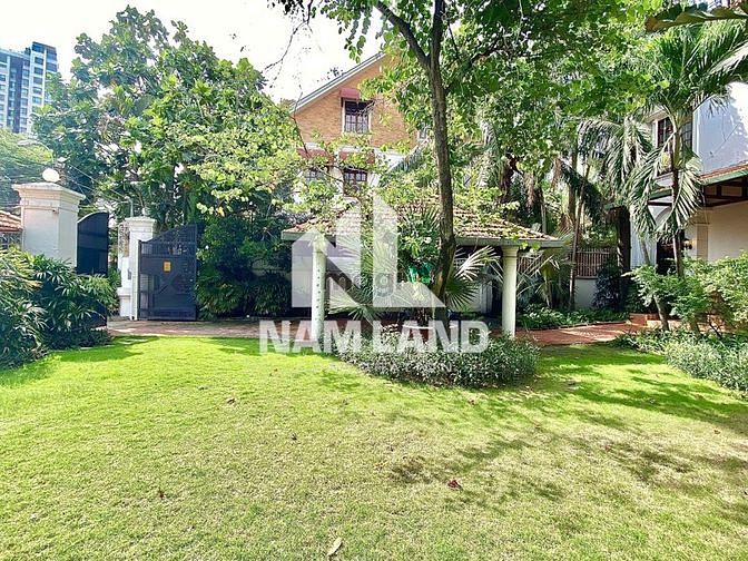 Hình ảnh Biệt Thự 1000m2 Sân Vườn Hồ Bơi VEN SÔN Gara Trệt 3 Lầu 4 Phòng