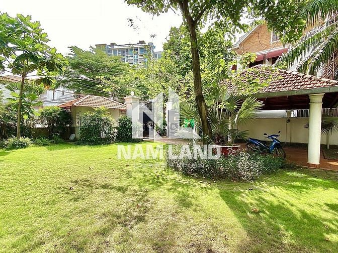 Hình ảnh Biệt Thự 1000m2 Sân Vườn Hồ Bơi VEN SÔN Gara Trệt 3 Lầu 4 Phòng