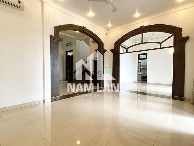 Hình ảnh Biệt Thự 1000m2 Sân Vườn Hồ Bơi VEN SÔN Gara Trệt 3 Lầu 4 Phòng