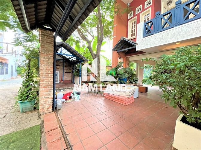 Hình ảnh Cho Thuê Biệt Thự Sân Vườn 3 Phòng Có Thang Máy Đường 8 P. An Khánh