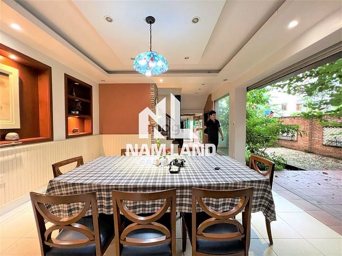 Hình ảnh Cho Thuê Biệt Thự Sân Vườn 3 Phòng Có Thang Máy Đường 8 P. An Khánh
