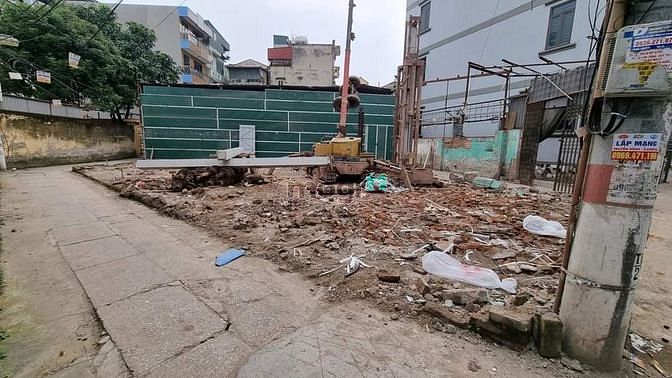 Hình ảnh Bán đất Hồ Tùng Mậu, ô tô, lô góc, hơn 5 tỷ