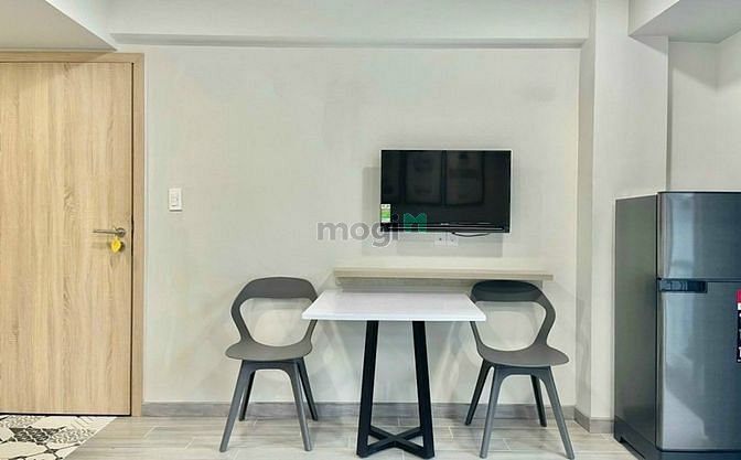 Hình ảnh 🌈Phòng Studio Full nội thất Quận 3, bancol cửa sổ thóang mát