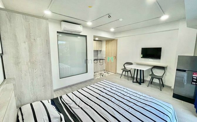 Hình ảnh 🌈Phòng Studio Full nội thất Quận 3, bancol cửa sổ thóang mát