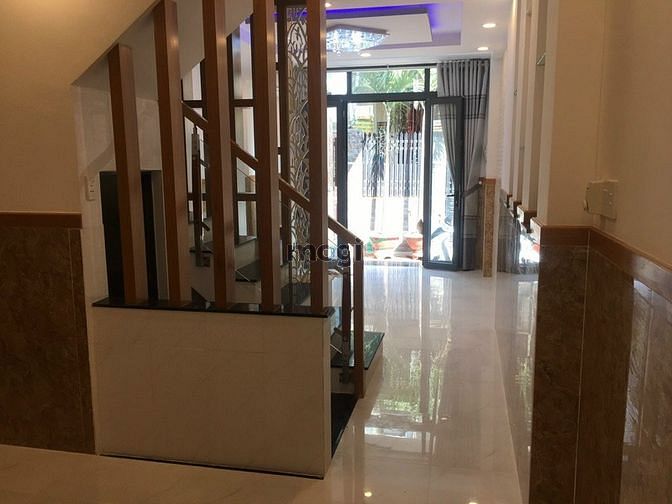 Hình ảnh Nhà hẻm 5PN 5WC Đường Huỳnh Văn Nghệ