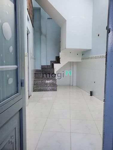 Hình ảnh Cho thuê nhà nguyên căn 3 lầu chỉ 5 triệu 5