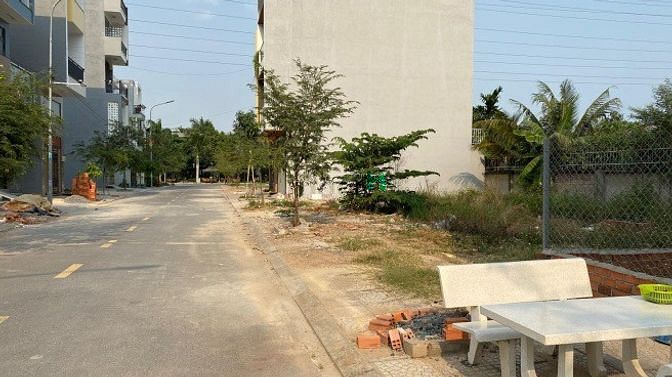 Hình ảnh Sang gấp 20 lô MT Vườn Lài, Quận 12, từ 2 tỷ3 + Mocbai10 game đa dạng được ngay