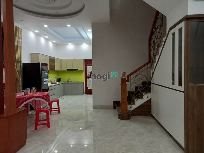Hình ảnh Cho thuê Biệt thự khu Tên Lửa 8mx20m 2 lầu 4PN 4WC