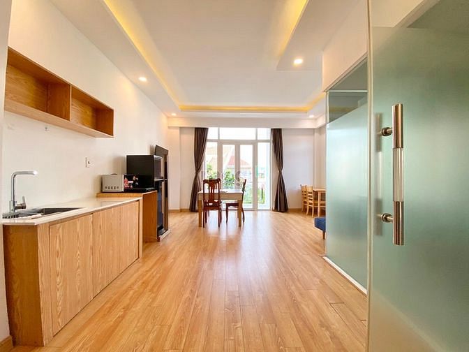 Hình ảnh 2PN - Ban công lớn - Khu vực an ninh tuyệt đối - Trần Não
