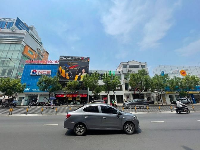 Hình ảnh Mặt tiền nguyễn văn trỗi cần cho thuê