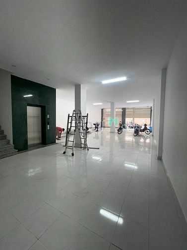 Hình ảnh Mặt Tiền Ngô Quyền 8 Tầng Thang Máy cần cho thuê
