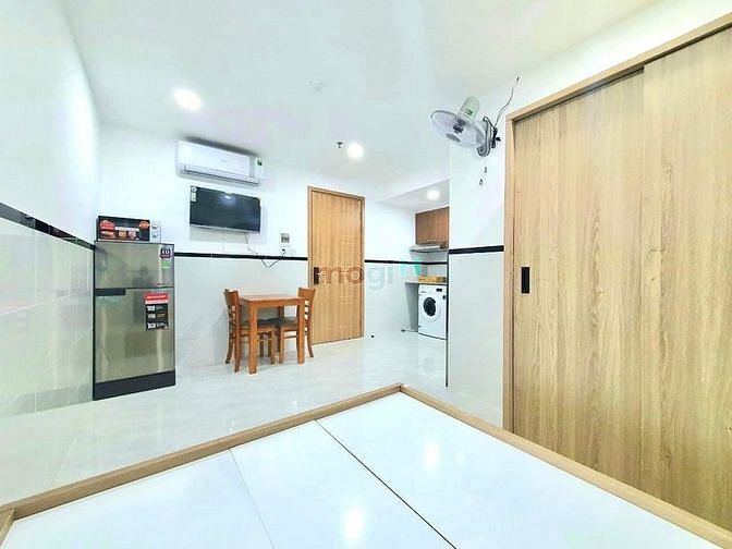Hình ảnh DQA Duplex ngay Tân Quy có Ban Công , Máy Giặt riêng - Gác Cao 1m6 Q7