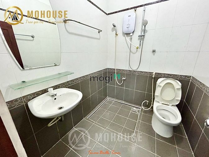 Hình ảnh Chdv 2 phòng ngủ đường Tôn Đản, Q4, Ban công