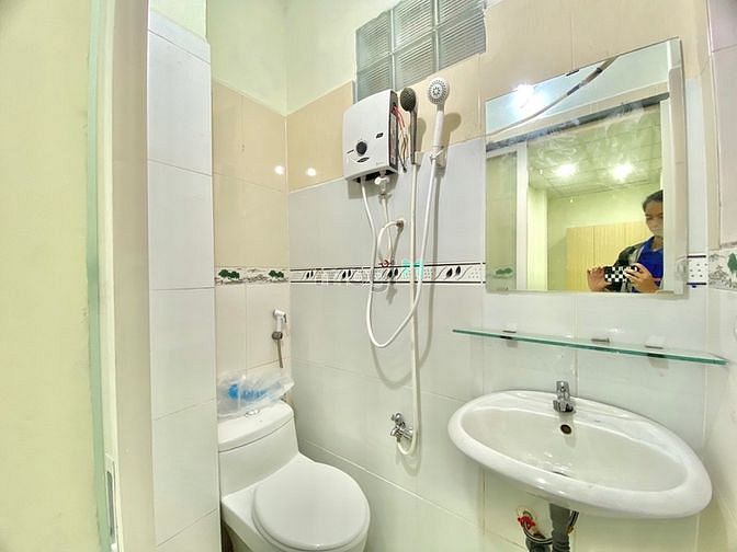 Hình ảnh CHDV full nội thất (Mới 100%) - Khu vực Sân bay TSN