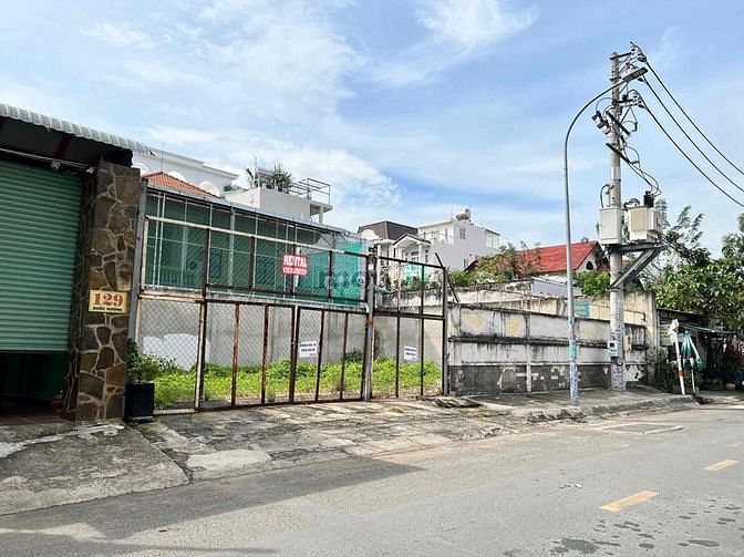 Hình ảnh Cho thuê mặt bằng đất trống Phạm Viết Chánh Bình Thạnh14mx26m 139triệu
