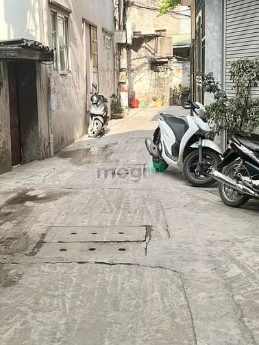 Hình ảnh Bán Gấp Đất Cầu giấy  yên Hòa  75M2 Mặt Tiền 5.7M-Ngõ Ba Gác   7.1 Tỷ